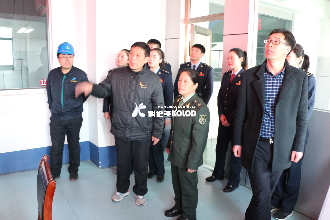 “時(shí)代楷?！蓖跏嘶肮嘣瓶h稅務(wù)局領(lǐng)導蒞臨科倫多參觀(guān)指導